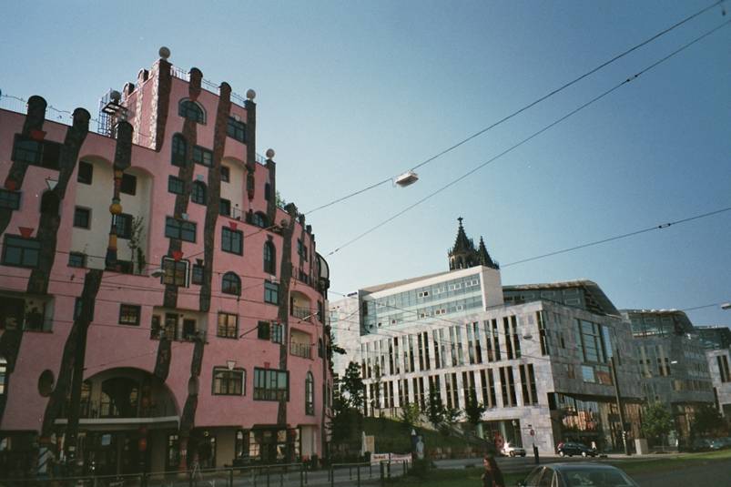 4. Tag Hundertwasserhaus.jpg